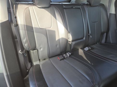 Used 2017 Chevrolet Equinox Premier w/ Enhanced Convenience Package image 22