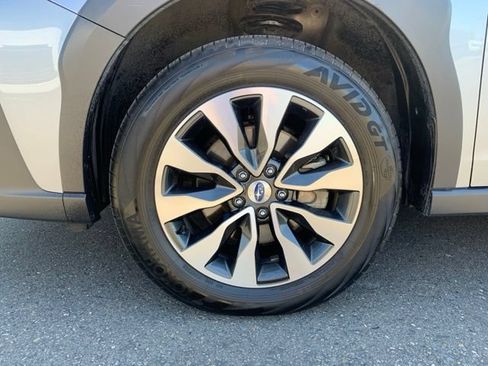 Used 2023 Subaru Outback Touring XT AWD/4WD image 11