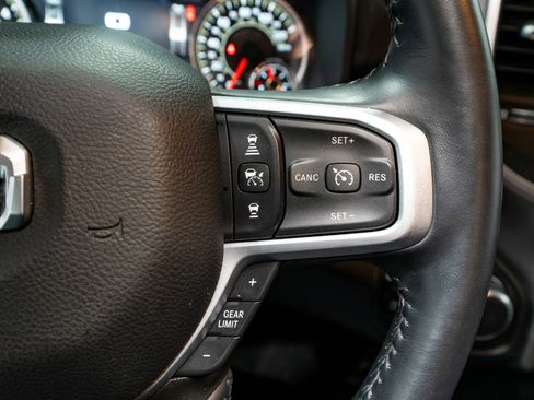 Used 2024 RAM 2500 Big Horn w/ Safety Group image 26