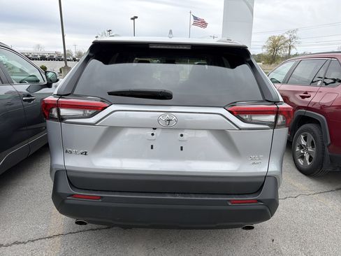 Used 2023 Toyota RAV4 XLE image 6