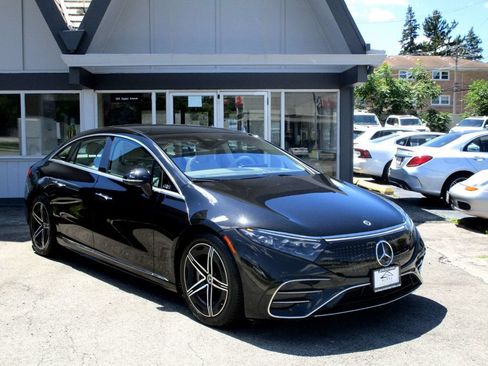 Used 2023 Mercedes-Benz EQS 450+ 4MATIC Sedan image 7