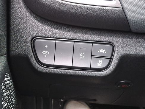 Used 2023 Kia Seltos LX image 26