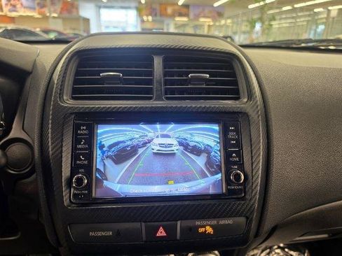 Used 2022 Mitsubishi Outlander Sport ES FWD image 25