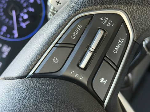 Used 2020 Hyundai Palisade SE AWD/4WD image 16