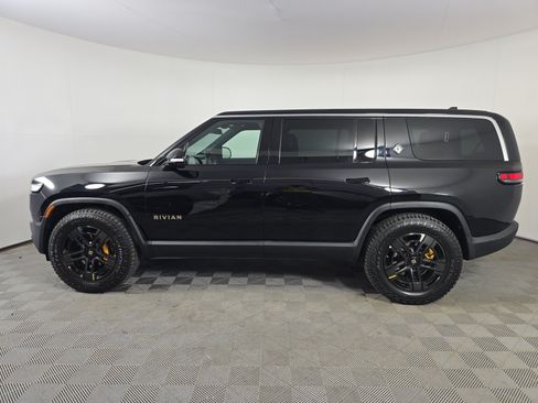 Used 2023 Rivian R1S Adventure AWD/4WD image 2