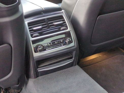 Used 2018 BMW 750i xDrive w/ Executive Package image 22