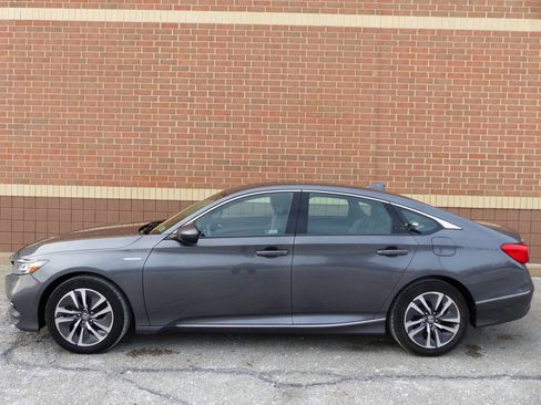Used 2019 Honda Accord EX image 6