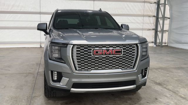 Used 2023 GMC Yukon XL Denali AWD/4WD image 7