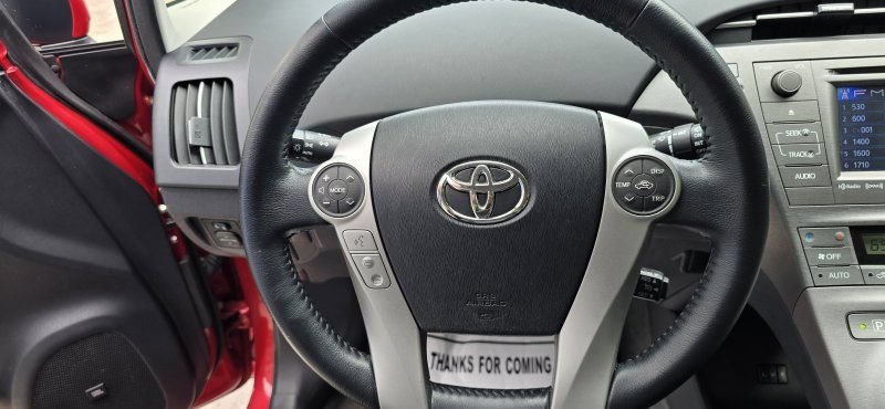 Used 2014 Toyota Prius Four FWD image 18