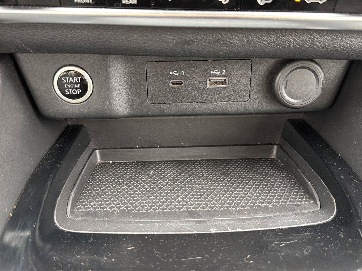 Used 2023 Nissan Rogue SV AWD/4WD image 19