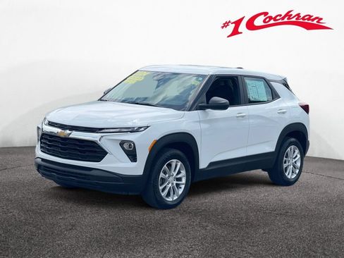 Used 2024 Chevrolet TrailBlazer LS AWD/4WD image 33