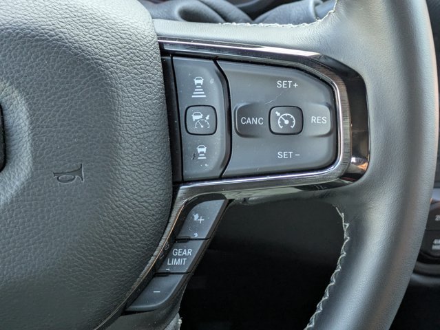 Used 2026 RAM 2500 Limited AWD/4WD image 26