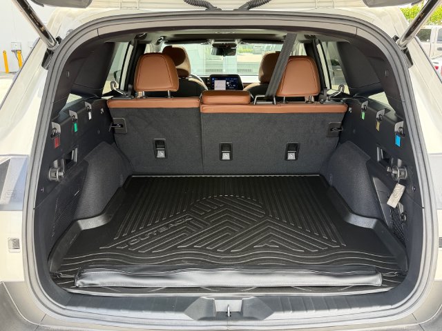 Certified 2026 Subaru Outback Touring XT AWD/4WD image 15