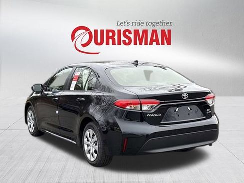 Used 2026 Toyota Corolla LE image 4