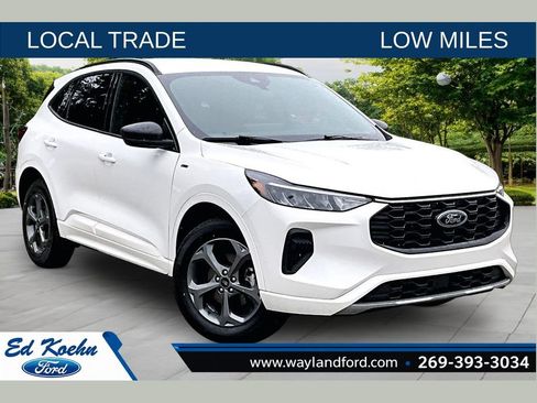 Used 2024 Ford Escape ST-Line w/ Tech Pack #1 AWD/4WD image 1