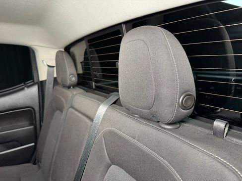 Used 2016 Chevrolet Colorado LT w/ LT Convenience Package image 21