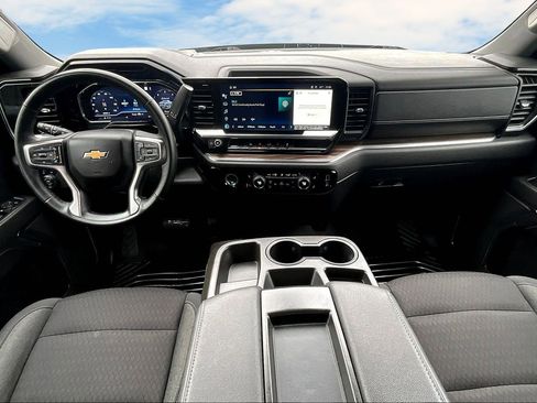 Used 2023 Chevrolet Silverado 1500 LT image 8