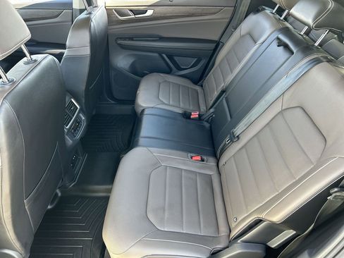 Used 2024 Volkswagen Atlas SEL image 26