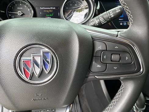 Used 2022 Buick Encore GX Select w/ Sport Touring Package image 26