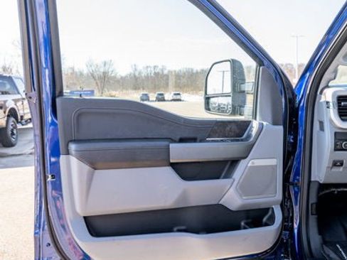 New 2026 Ford F250 XLT w/ XLT Premium Package AWD/4WD image 26