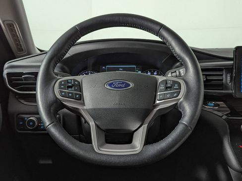 Used 2021 Ford Explorer Limited w/ Equipment Group 301A image 26