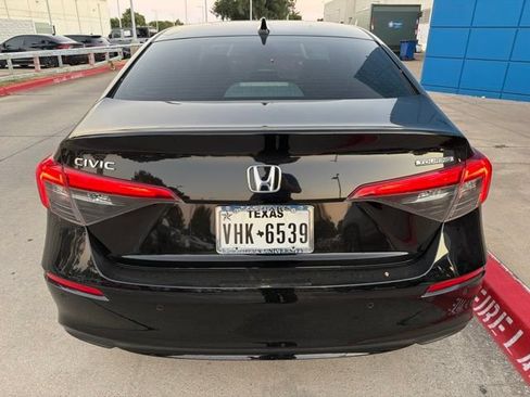 Used 2024 Honda Civic Touring image 6