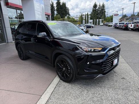 Certified 2024 Toyota Grand Highlander AWD image 10