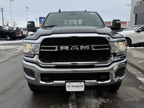 Used 2024 RAM 3500 Tradesman w/ Chrome Appearance Group image 32