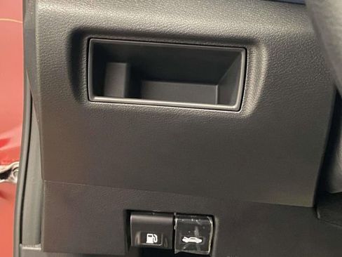 New 2025 Nissan Versa SV w/ Trunk Package image 17