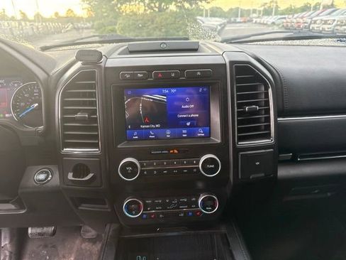 Used 2021 Ford Expedition Max Limited AWD/4WD image 18