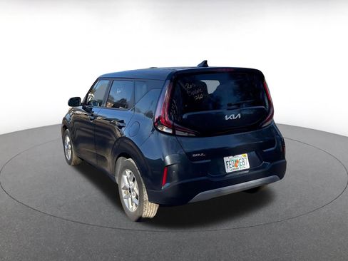 Used 2025 Kia Soul LX w/ LX Technology Package image 10