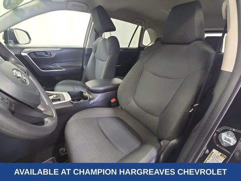 Used 2024 Toyota RAV4 LE AWD/4WD image 26