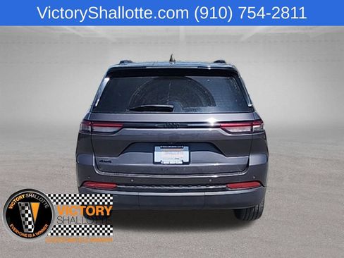Certified 2023 Jeep Grand Cherokee Altitude AWD/4WD image 22