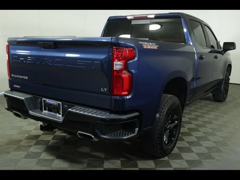 Used 2021 Chevrolet Silverado 1500 LT Trail Boss w/ Convenience Package II AWD/4WD image 10