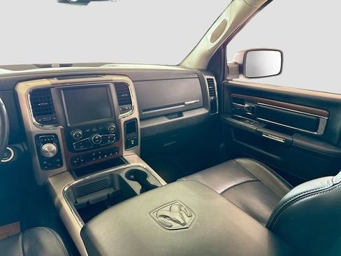 Used 2015 RAM 1500 Laramie w/ Convenience Group image 24