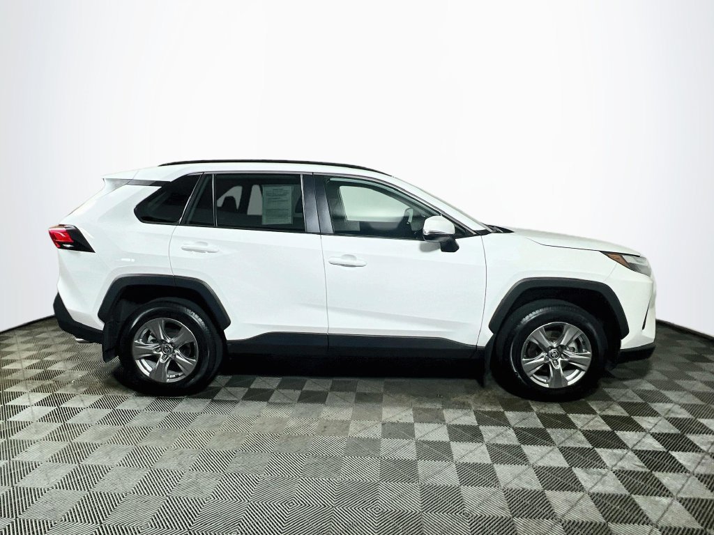 Used 2025 Toyota RAV4 XLE w/ Convenience Package AWD/4WD image 8