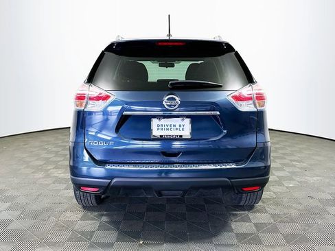 Used 2016 Nissan Rogue S w/ Appearance Package image 7