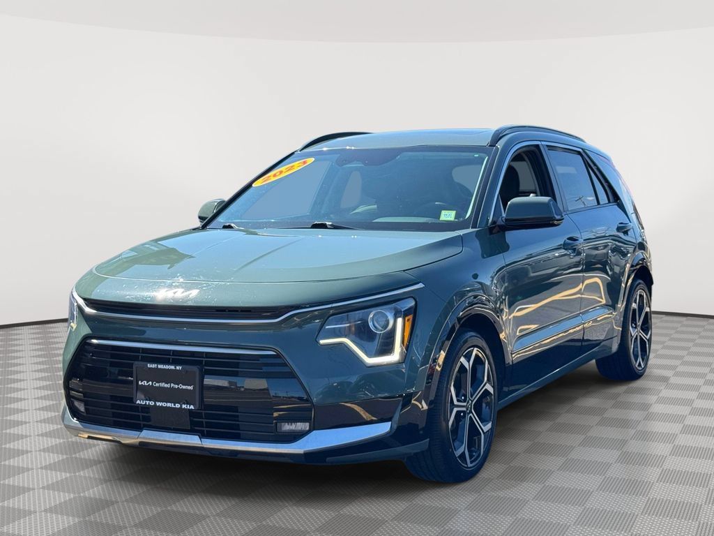 Certified 2023 Kia Niro EX Touring FWD image 3