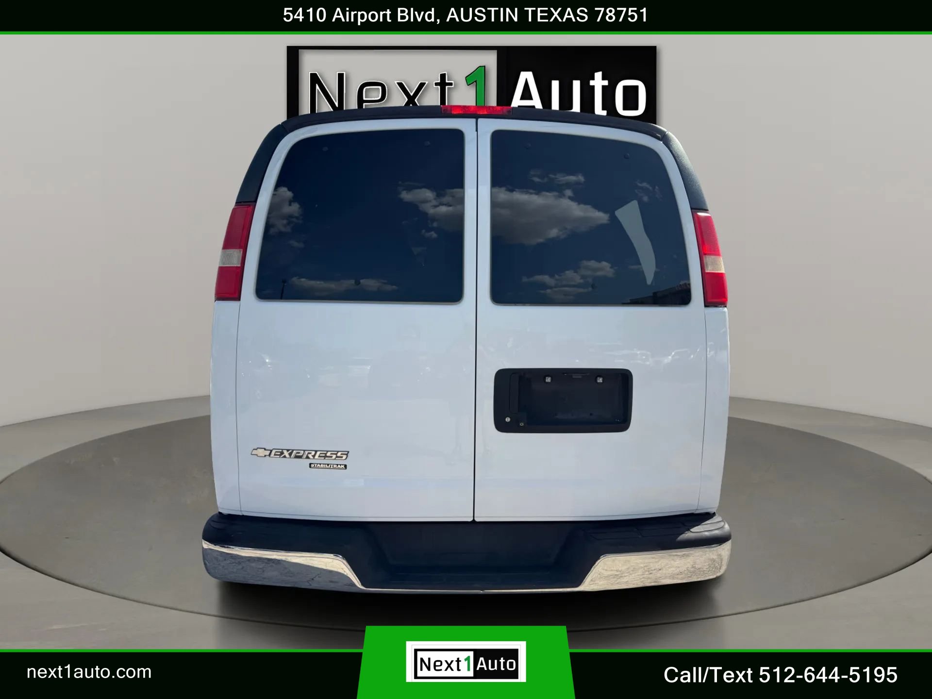 Used 2014 Chevrolet Express 3500 LT w/ LT Preferred Equipment Group RWD image 16
