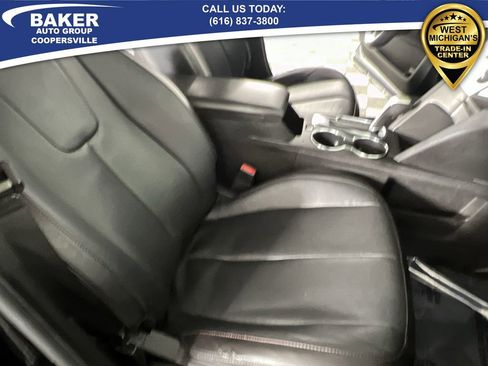 Used 2011 GMC Terrain SLT w/ Cargo Package image 25