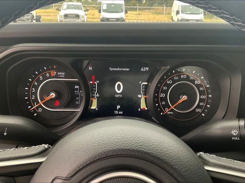 New 2025 Jeep Gladiator Rubicon image 15