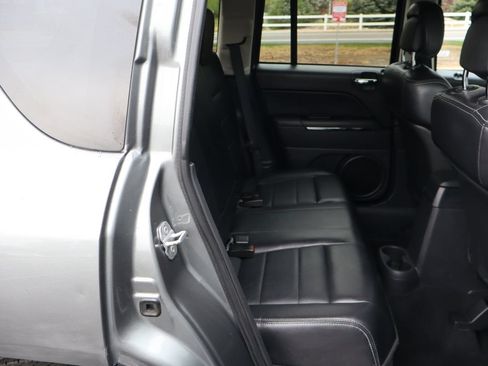 Used 2012 Jeep Compass Limited w/ Sun/Sound Group AWD/4WD image 21