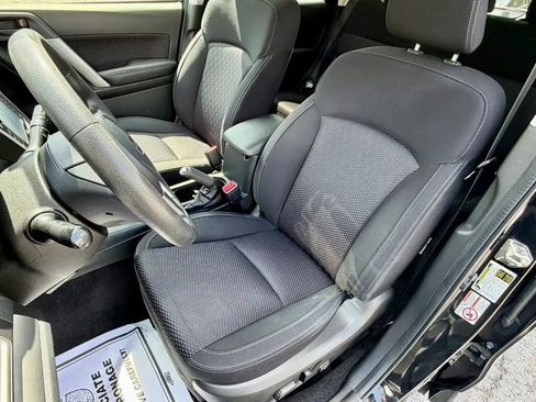 Used 2017 Subaru Forester 2.5i Premium AWD/4WD image 9