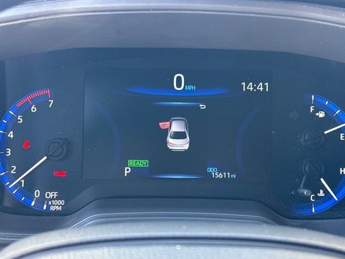 Used 2022 Toyota Corolla LE FWD image 21