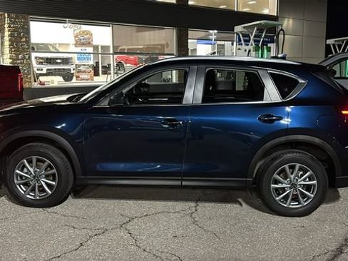 Used 2023 MAZDA CX-5 AWD 2.5 S w/ Preferred Package image 3