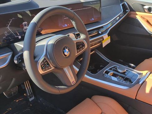 New 2026 BMW X5 sDrive40i image 3