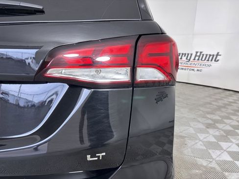 Used 2022 Chevrolet Equinox LT image 33