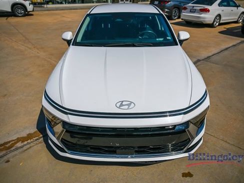 Used 2024 Hyundai Sonata SEL FWD image 8