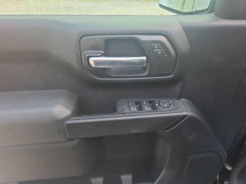 Used 2025 Chevrolet Silverado 1500 W/T w/ WT Value Package AWD/4WD image 13