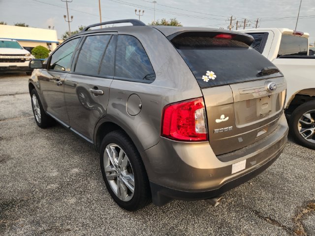 Used 2014 Ford Edge SEL w/ Equipment Group 205A FWD image 4